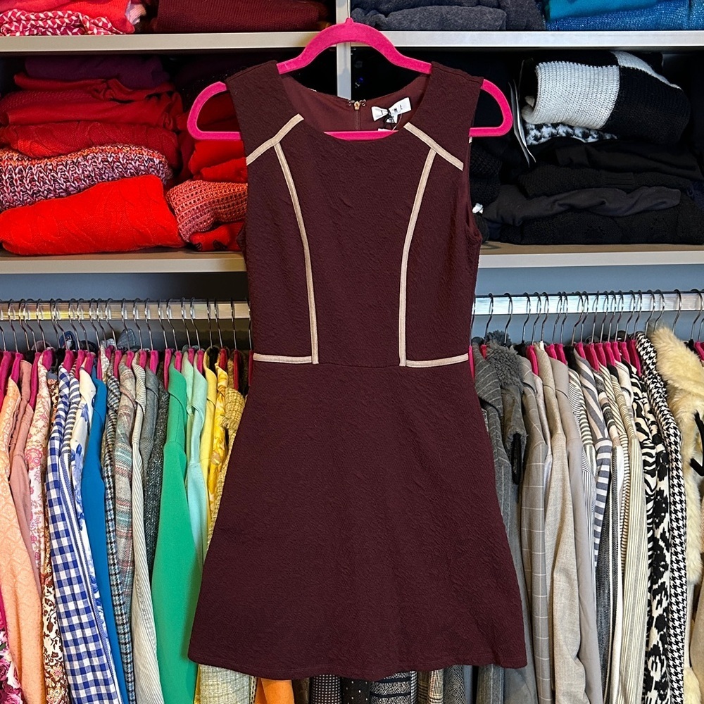 THML aubergine/cream sleeveless 2 pocket lined dress size XS NWT
